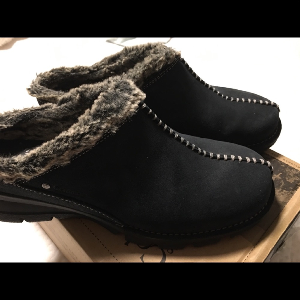Columbia sz 8 1/2 suede and faux fur clog